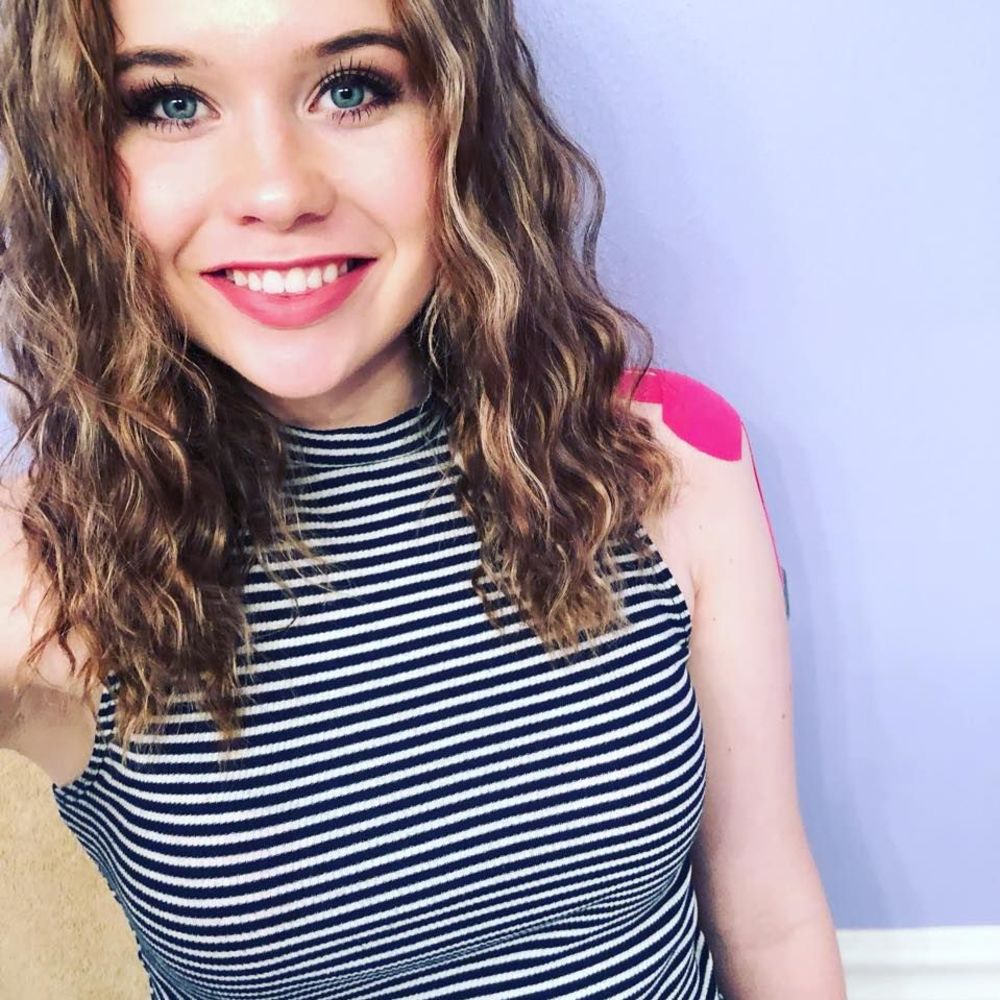 Meet your Posher, Brooke